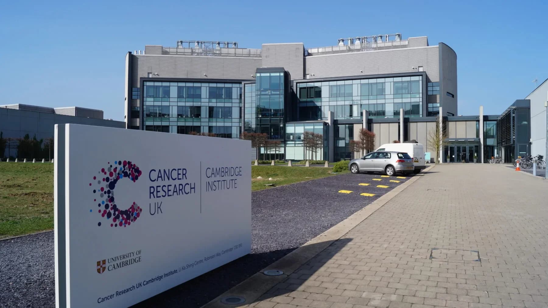 Cover Image for Cancer Research UK Cambridge Institute investment £173m