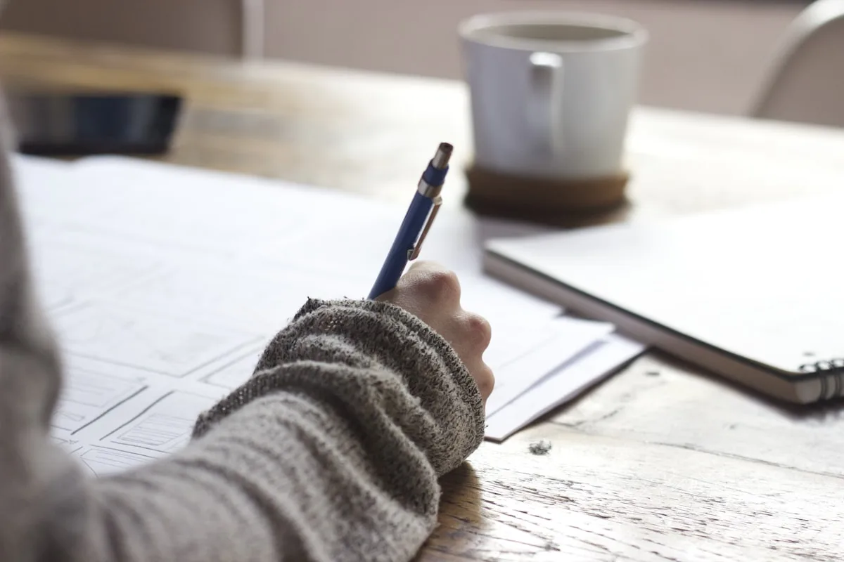 Cover Image for AI Summarisation Meets Revision Season: The Unlikely Return of the One-Page Cheat Sheet